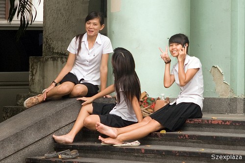 Szexi Thai diáklányok