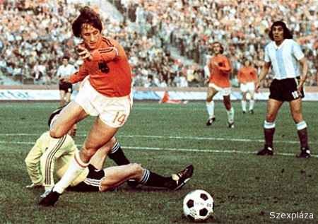 Johan Cruyff a VB meccs előtt kurvákkal üzekedett